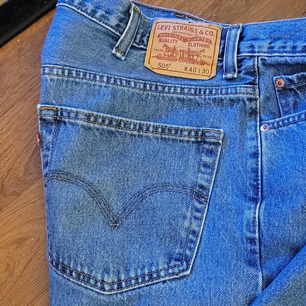 Levi's 505 regular fit denim blue jeans straight 100% cotton medium wash 40x30…